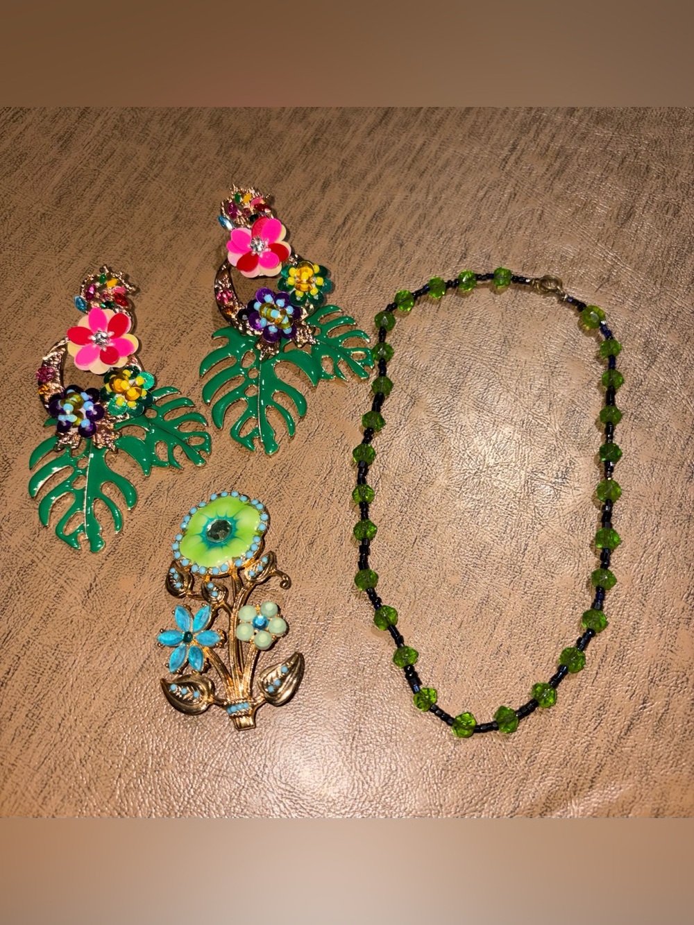 Vintage Green Glass Beaded Choker + Floral Brooch & Statement Earrings Bundle